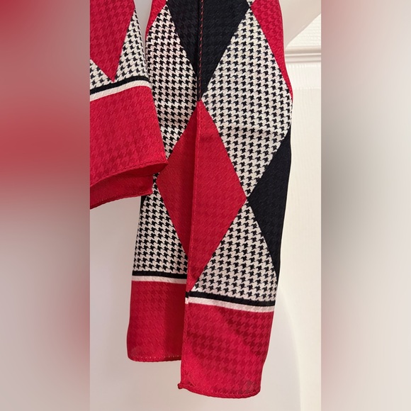 Echo 100% Silk Scarf Red White and Black Diamond Harlequin Pattern 11”x 59” - Picture 4 of 11